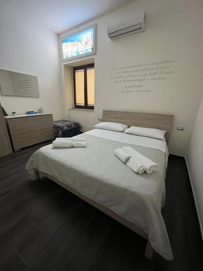 Beb Pisadog Bed and Breakfast Napoli Eksteriør billede
